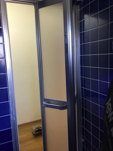 浴室ドアを「サニセーフⅡ折戸」リフォームしてきました！